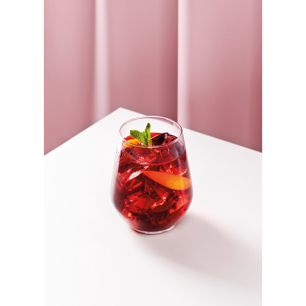 delicious_sangria_with_mint_table_2024